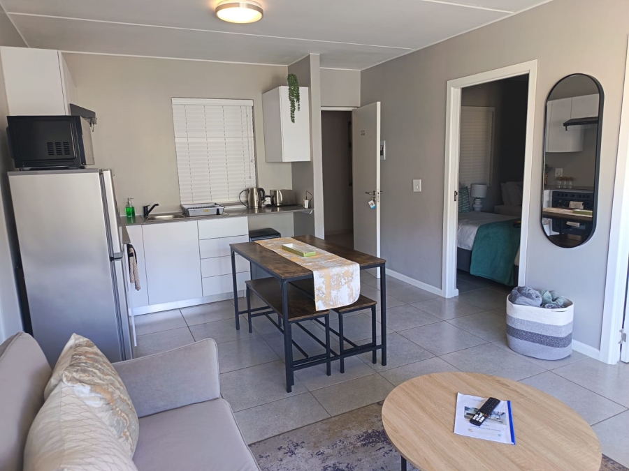 To Let 2 Bedroom Property for Rent in Mykonos Western Cape